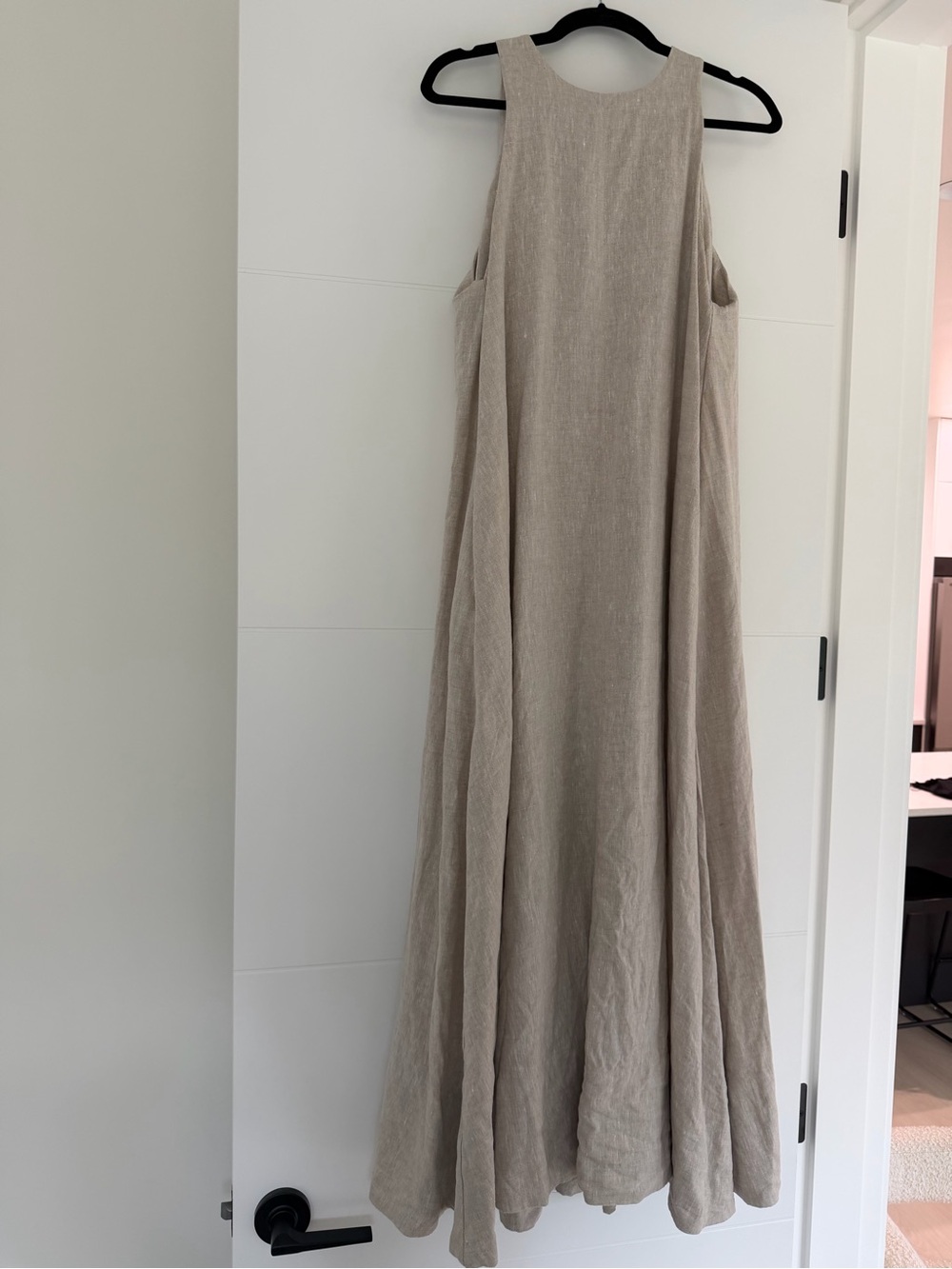 DISSH Isabelle linen Maxi Dress - Picture 3 of 4